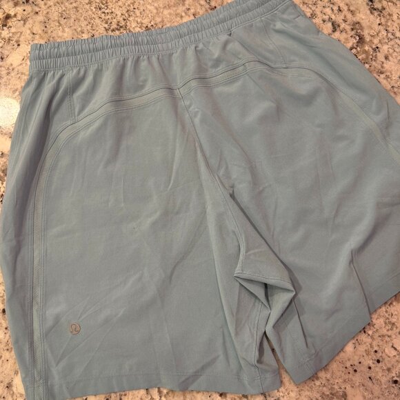 Men's Lululemon Pace Breaker Shorts - Linerless 7" Inseam - Picture 2 of 9